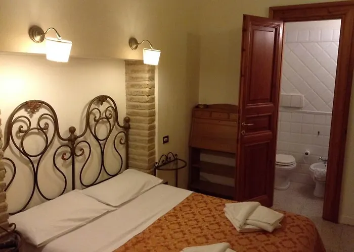 Maison De Marta בית הארחה 4*