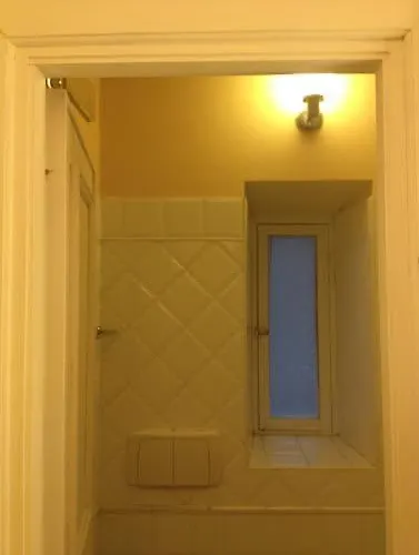 Maison De Marta בית הארחה 4*
