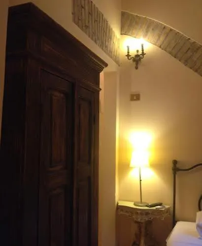 בית הארחה Maison De Marta 4*