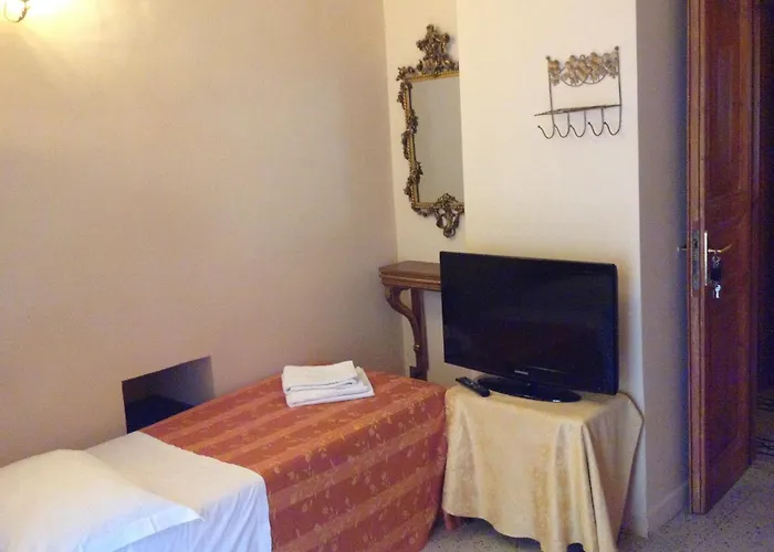 Maison De Marta 4*