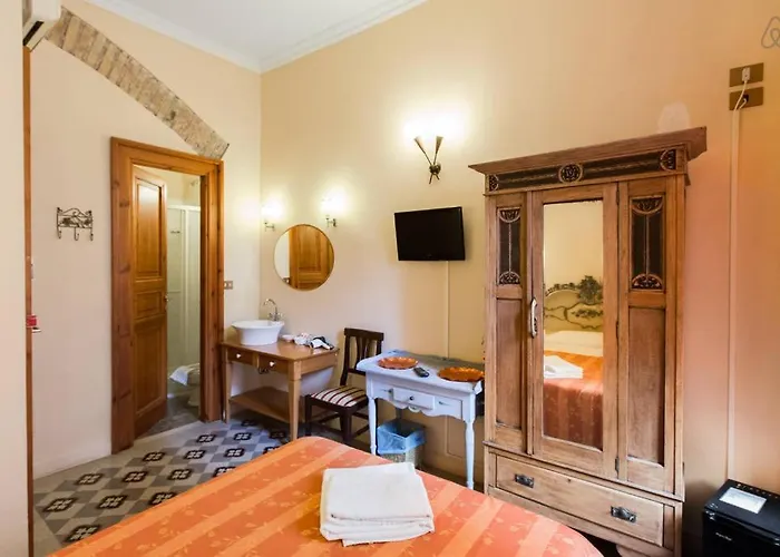 Maison De Marta 4*