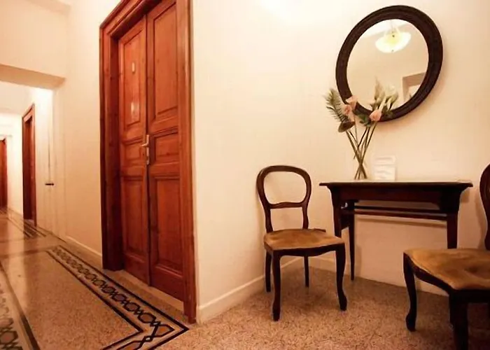 בית הארחה Maison De Marta 4*