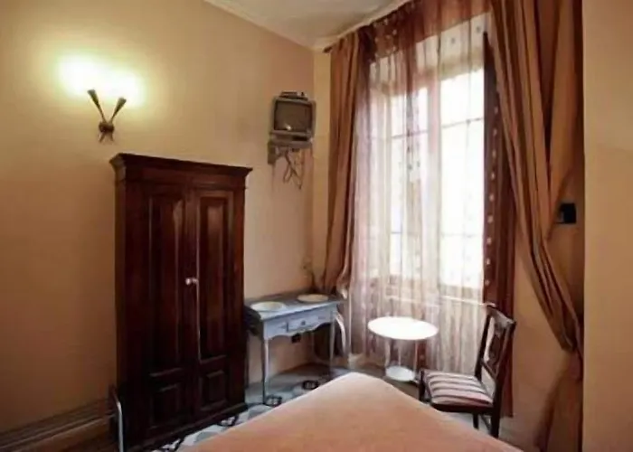 Maison De Marta בית הארחה 4*