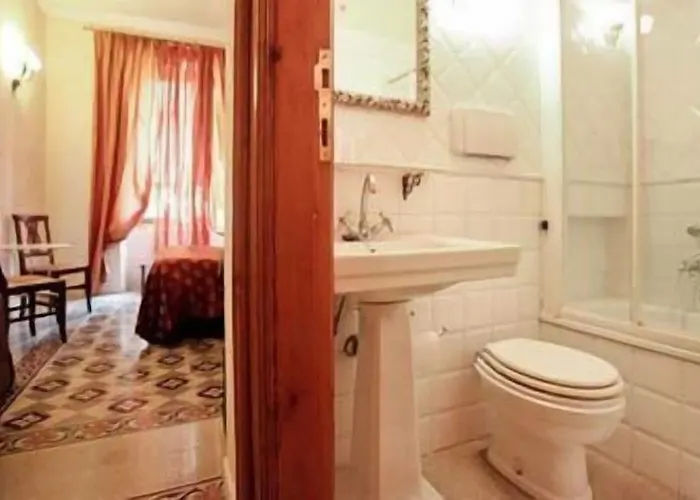 Maison De Marta 4*